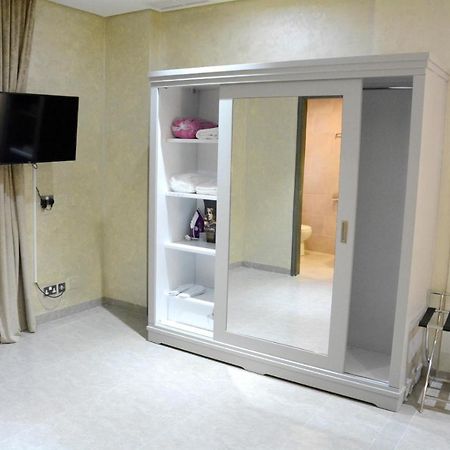 ذا فيفتى ايت السالمية Aparthotel Kuwait City ภายนอก รูปภาพ
